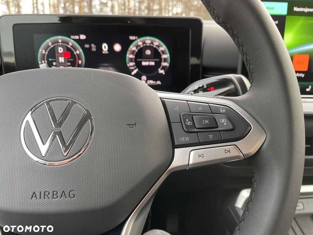 Volkswagen T-Roc - 28