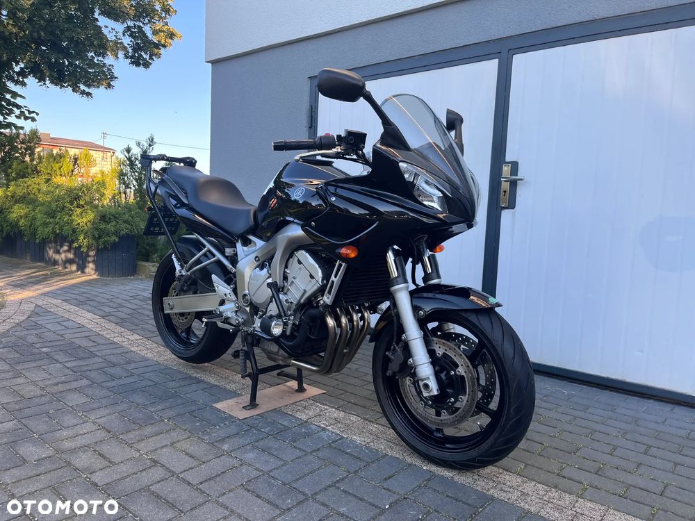 Yamaha FZ6 - 2