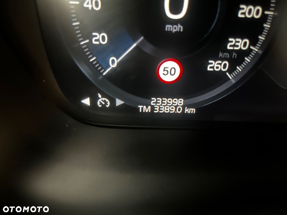 Volvo V60 D3 Momentum Core - 13