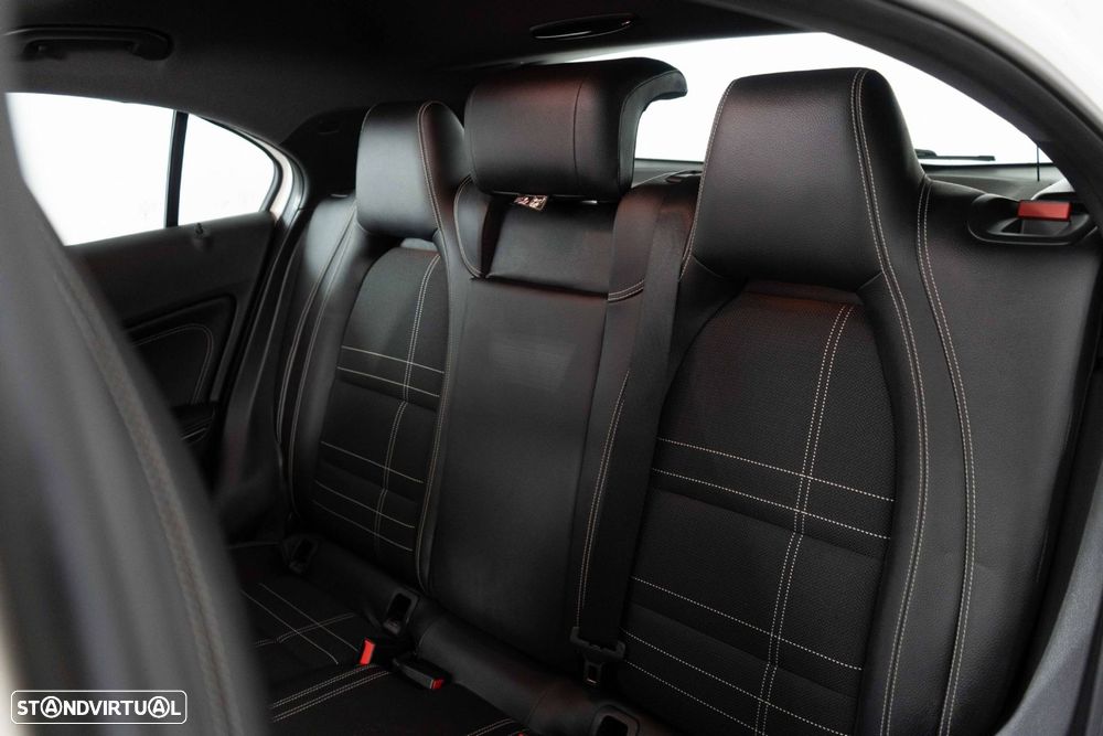 Mercedes-Benz A 180 CDi BE Urban - 11