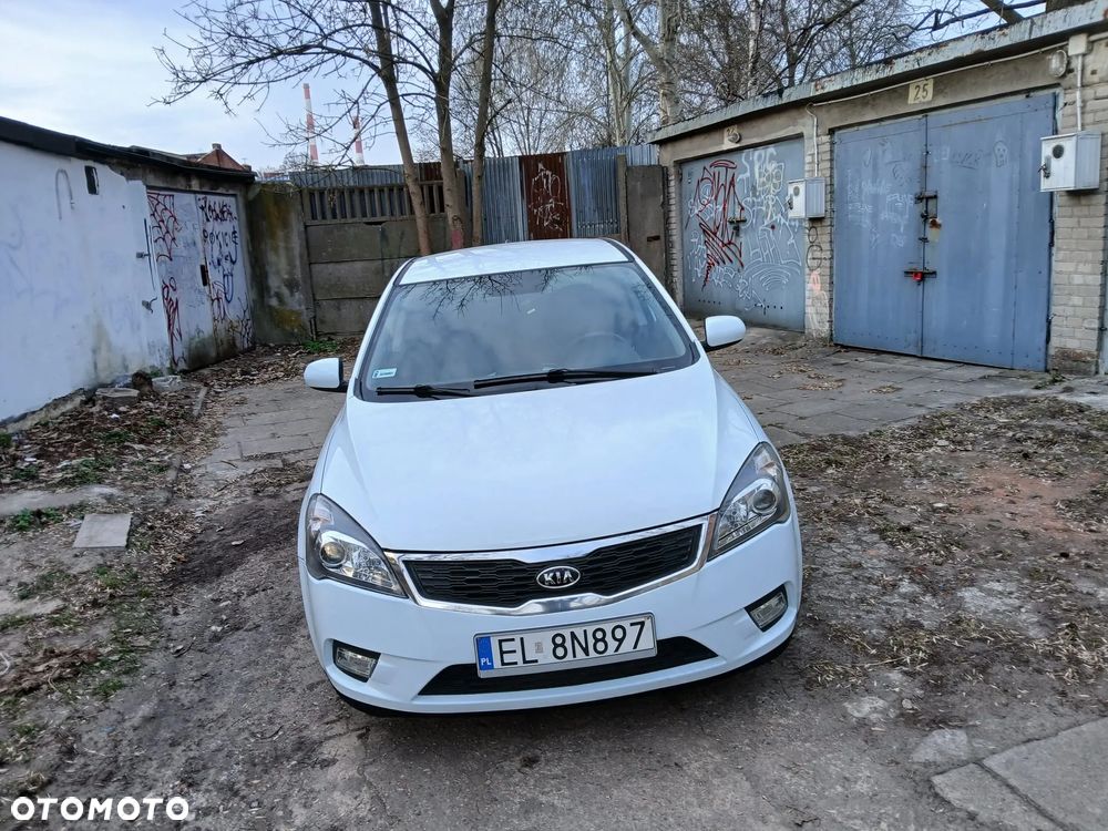 Kia Ceed 1.4 Comfort - 12