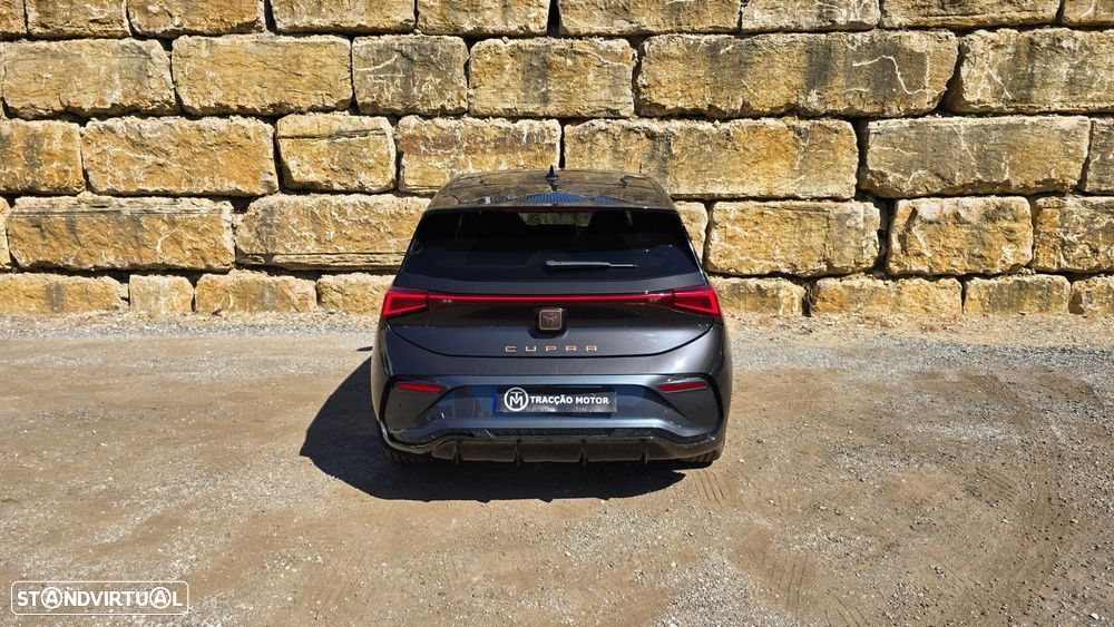 Cupra Born - 6