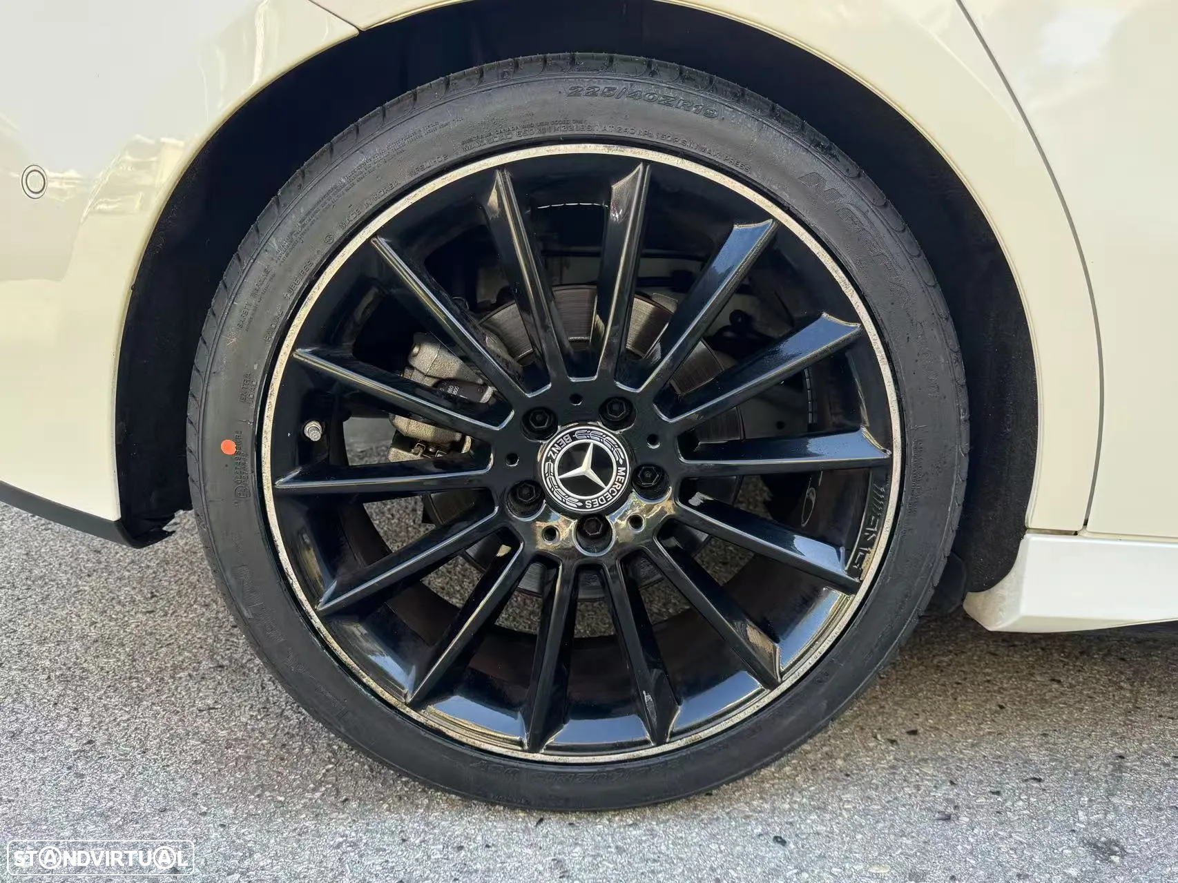 Mercedes-Benz A 220 d AMG Line Aut. - 6