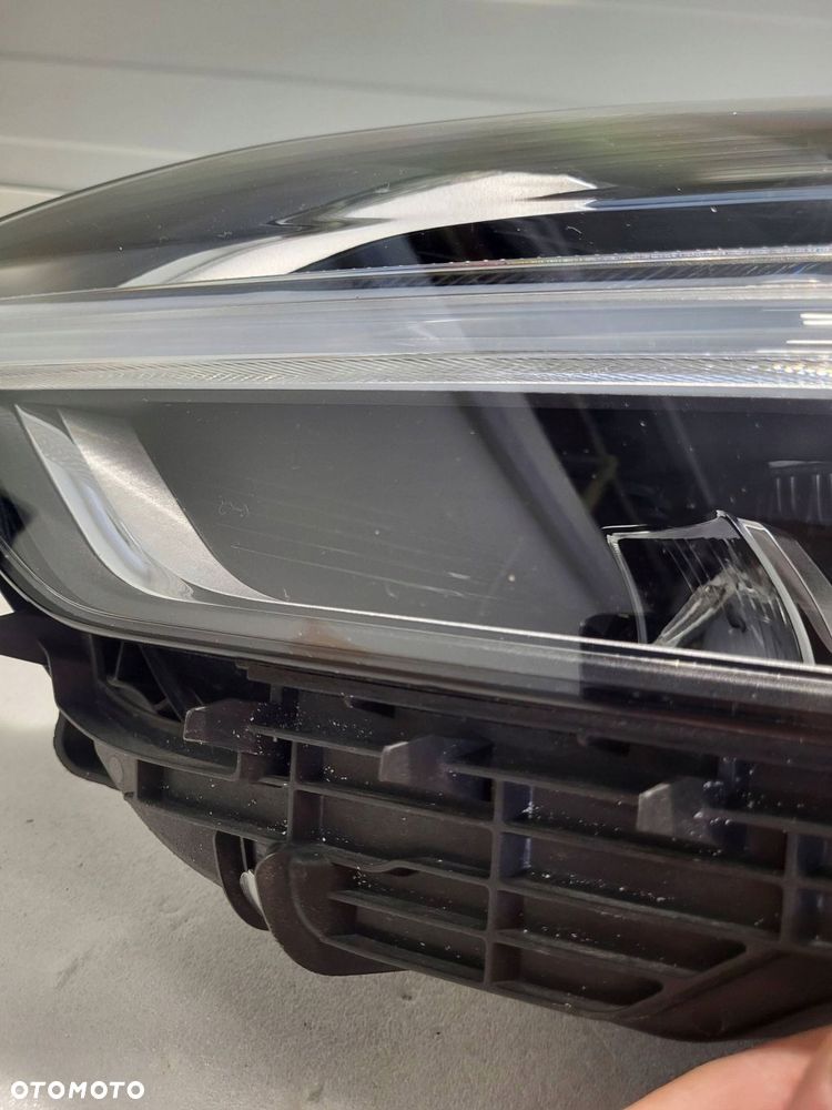 volvo xc60 sm full led przód strona lewa 31420417 - 4