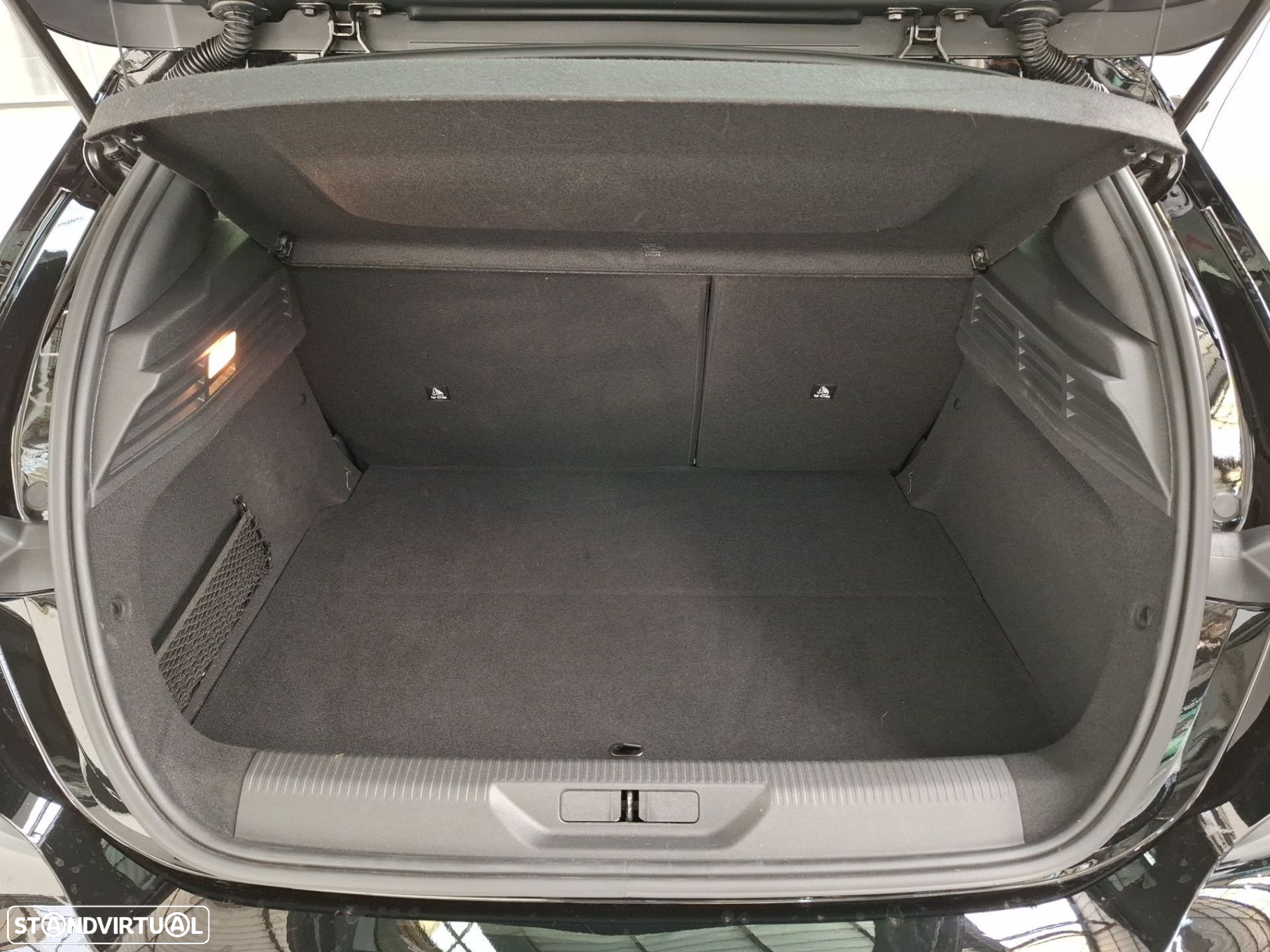 Peugeot 308 1.6 Hybrid Active Pack e-EAT8 - 24