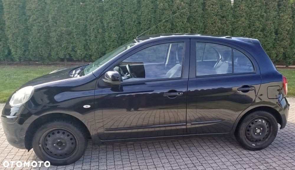 Nissan Micra 2012 photo 4