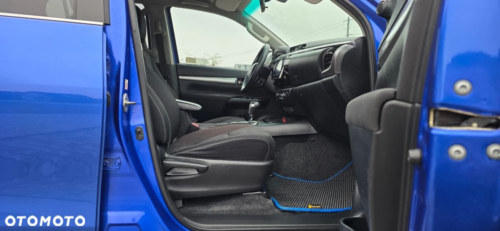 Toyota Hilux 2.4 D-4D Double Cab Selection 4x4 - 5