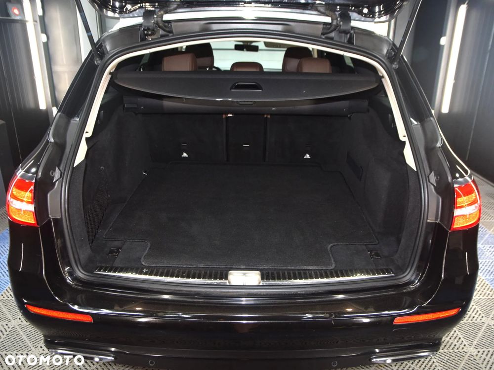 Mercedes-Benz Klasa E 220 d 9G-TRONIC - 10