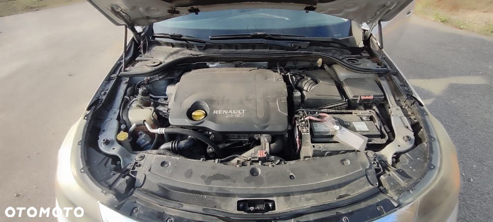 Renault Latitude 2.0 dCi - 2