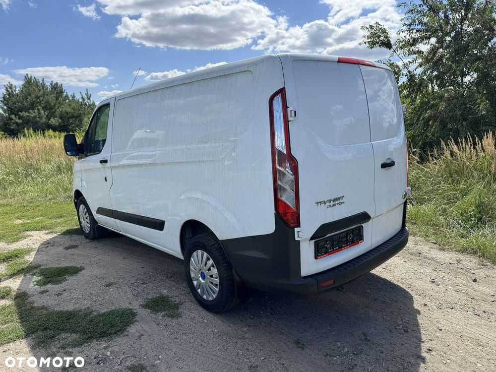 Ford Transit Custom - 8