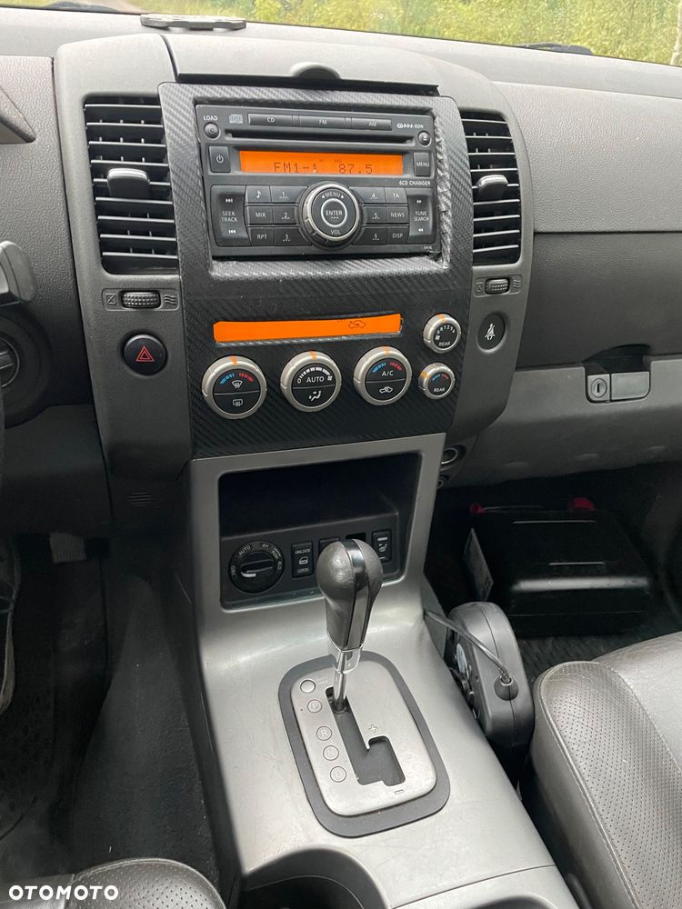 Nissan Pathfinder 2.5 dCi White Elements - 15