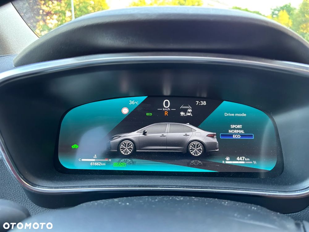 Toyota Corolla 1.8 Hybrid Comfort - 21