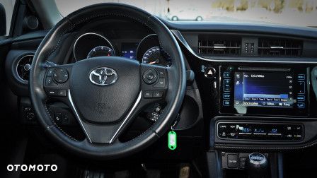 Toyota Auris 1.4 D-4D Premium - 8
