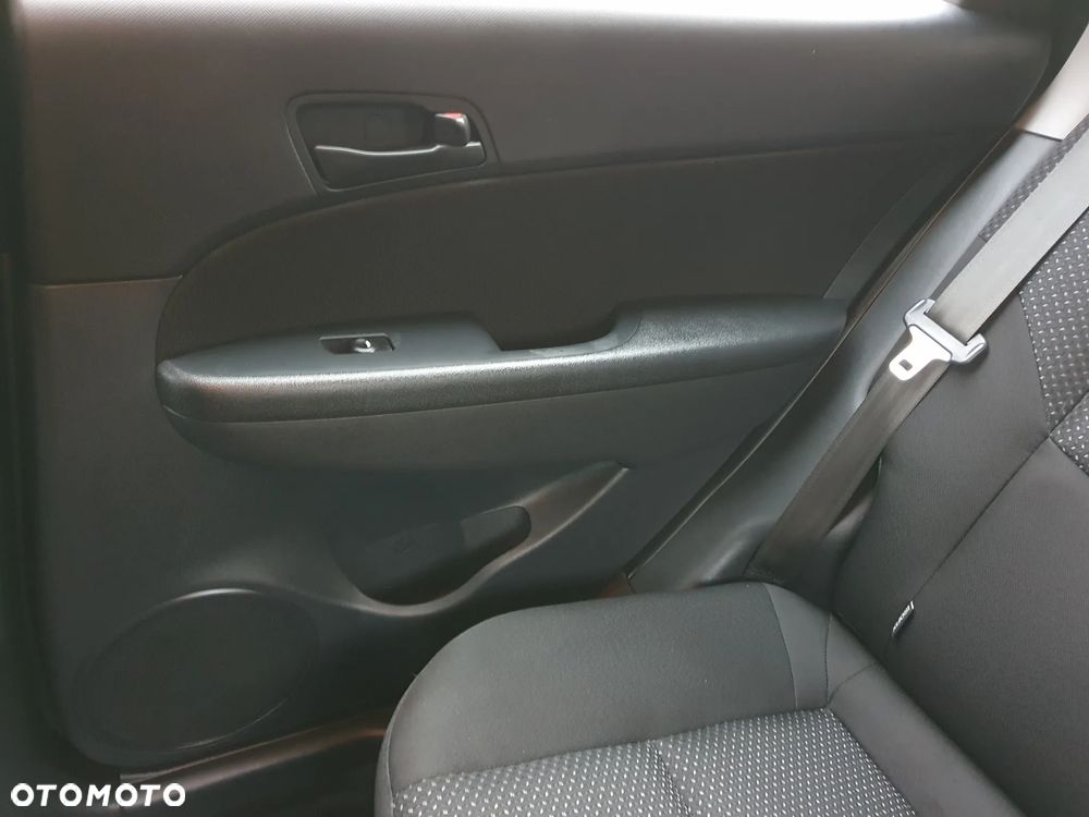 Hyundai i30 i30cw 1.4 Edition Plus - 19