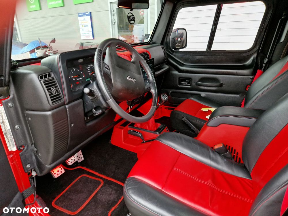 Jeep Wrangler 4.0 Sport - 10