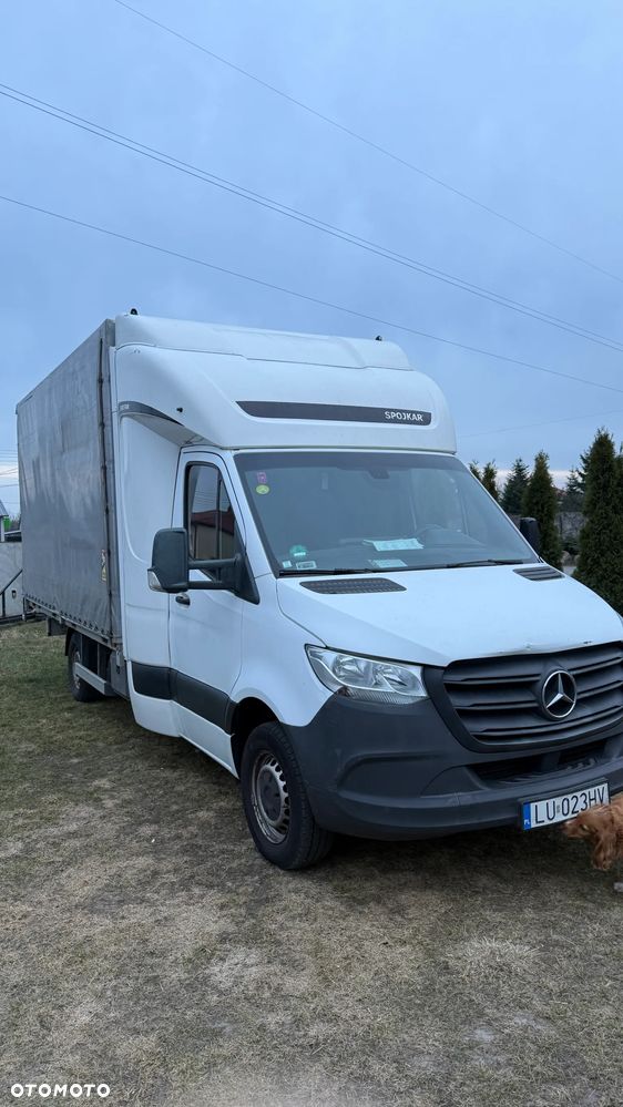 Mercedes-Benz W907 - 2