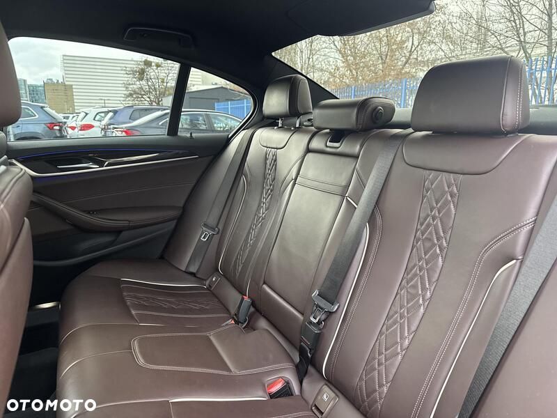 BMW Seria 5 530i mHEV M Sport sport - 15