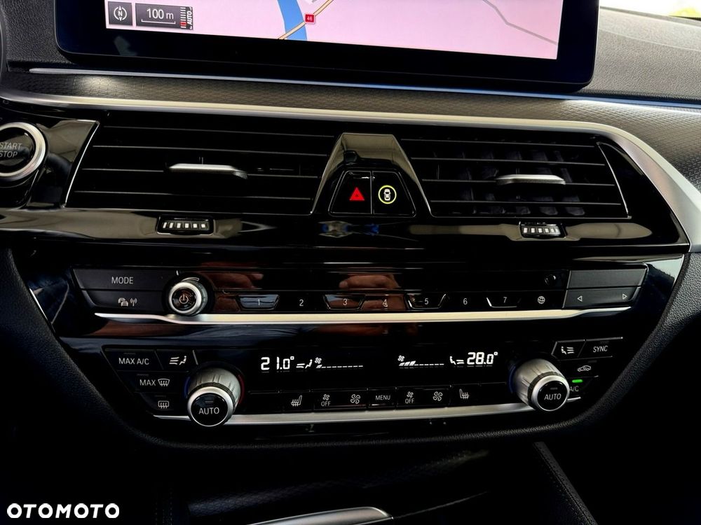 BMW Seria 5 - 32