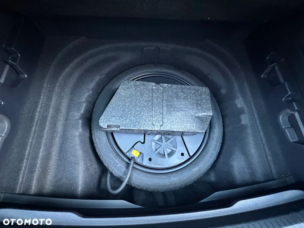 Volkswagen Golf 2.0 TDI (BlueMotion Technology) Comfortline - 20