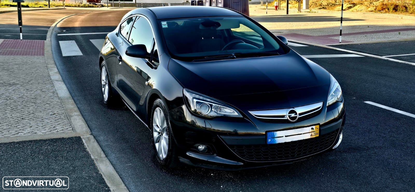 Opel Astra GTC 2.0 CDTi S/S - 2