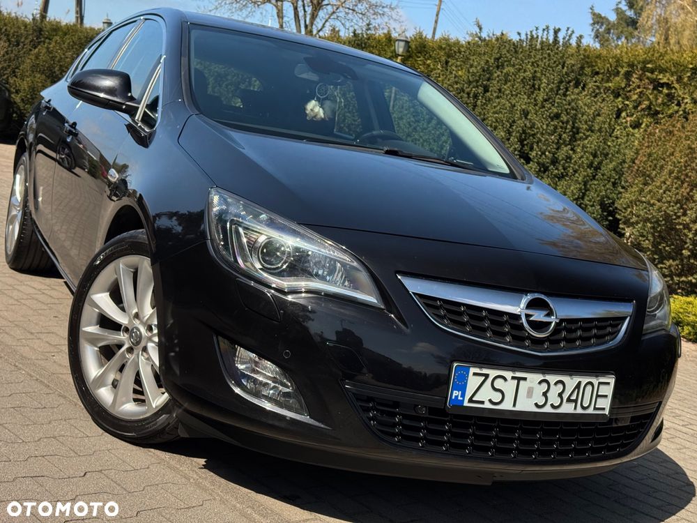 Opel Astra 2.0 CDTI Cosmo - 13