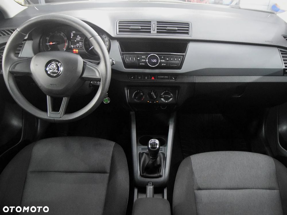 Skoda Fabia - 5