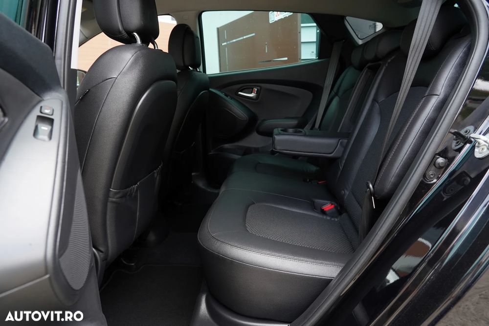 Hyundai ix35 2.0 CRDI 4WD Automatik Premium - 12