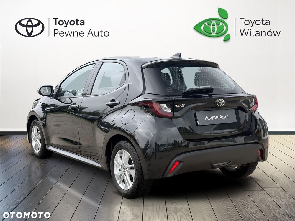 Toyota Yaris 2024 photo 3
