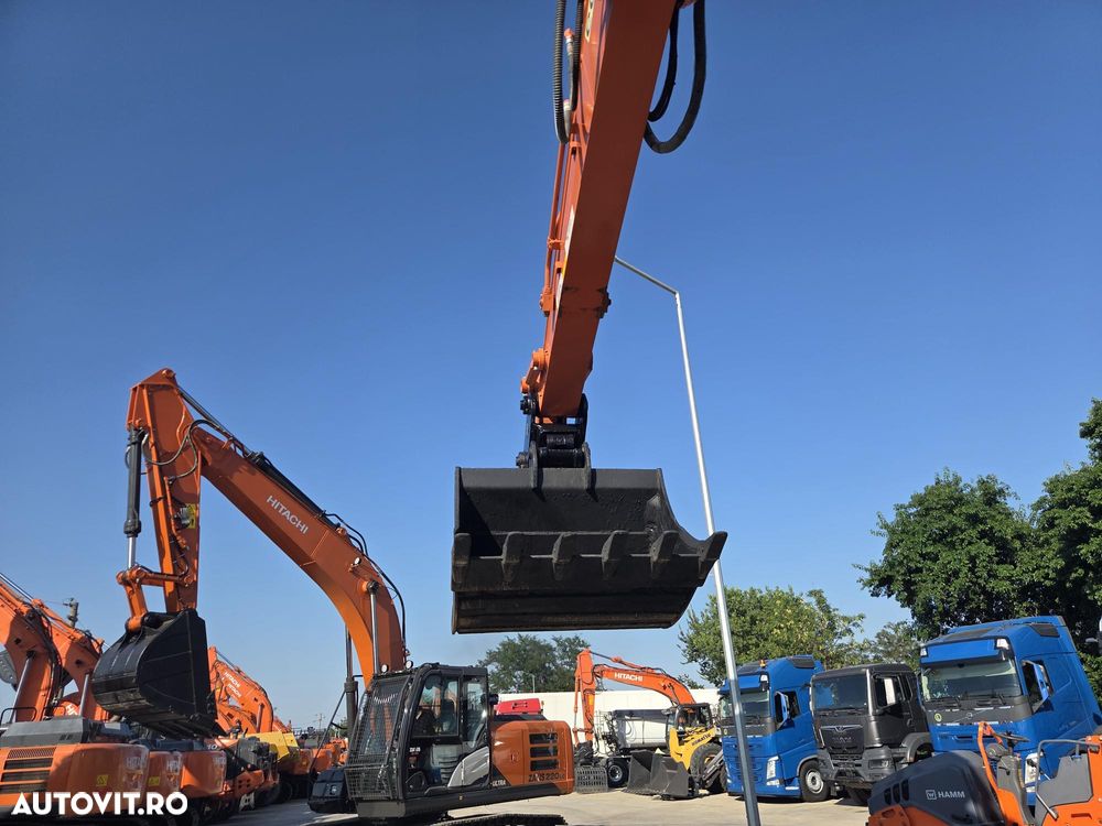 Hitachi ZX210LC-6, 2021, 2.676h, 23,1 tone, CUPLA RAPIDA HIDRAULICA, cupa 1,3mc, 3 pompe hidr, inst picon, camera spate si laterale, antifurt, latime 2,99m, ad sapare 7m, cons mediu 12l/h, lant 90% ok, posibil leasing-STARE CA NOU-PROMOTIE 99.750 Eur+Tva - 24