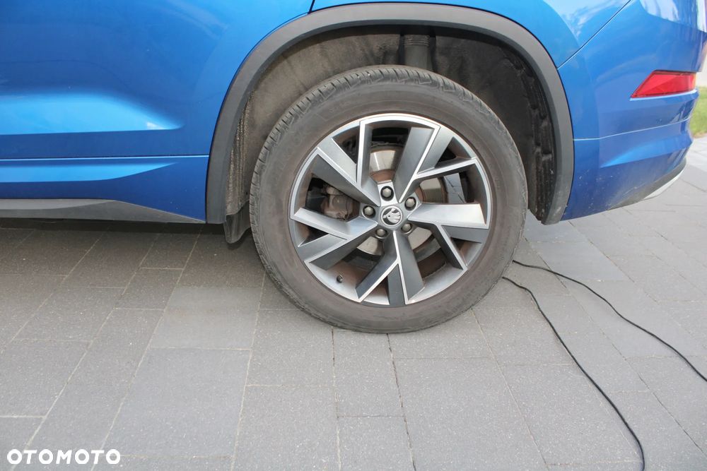 Skoda Kodiaq 2.0 TDI 4x4 Sportline DSG 7os - 13