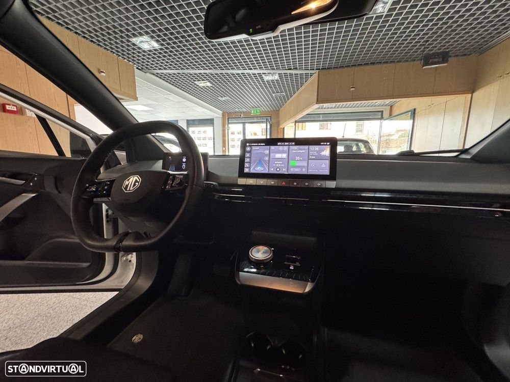 MG MG4 64 kWh Luxury - 22