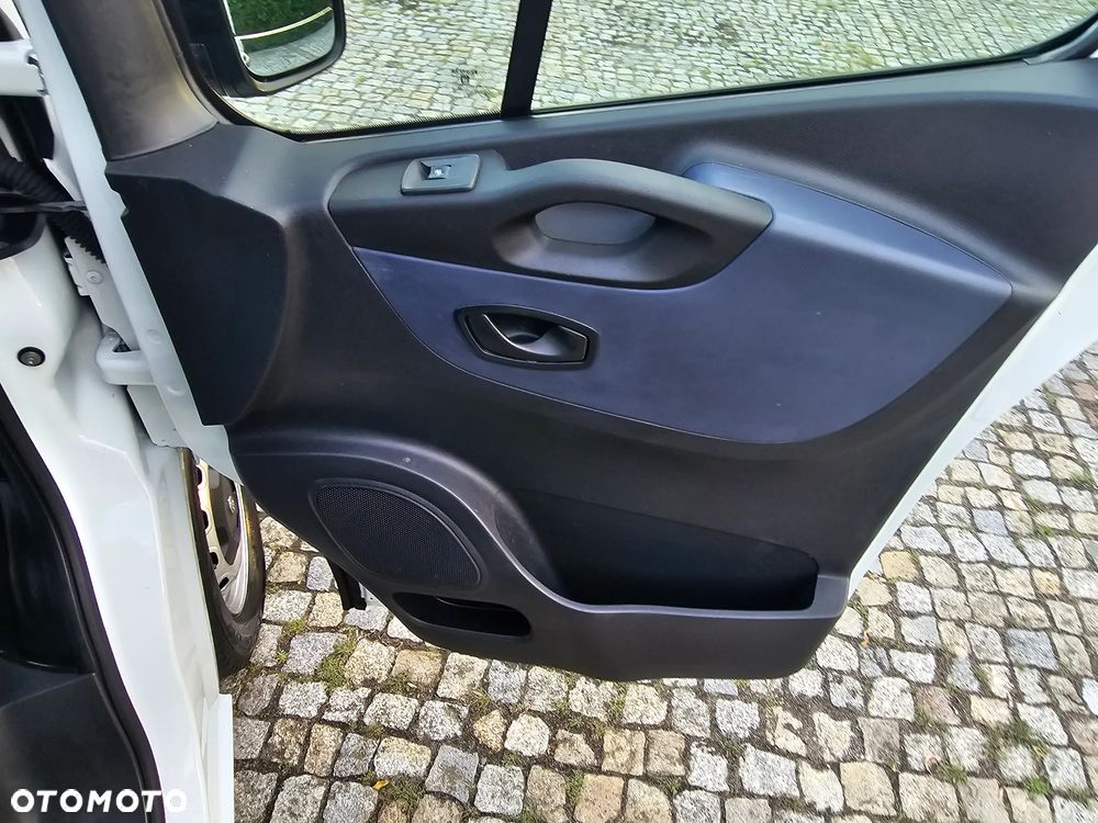 Opel Vivaro - 29