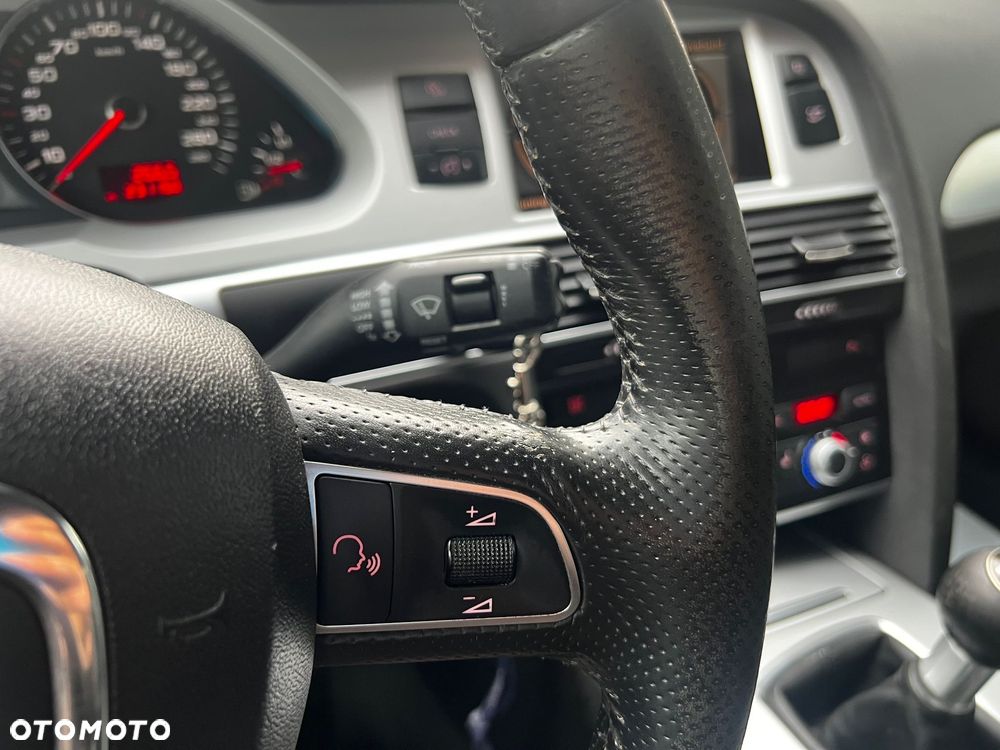 Audi A6 Avant 2.0 TDI - 15
