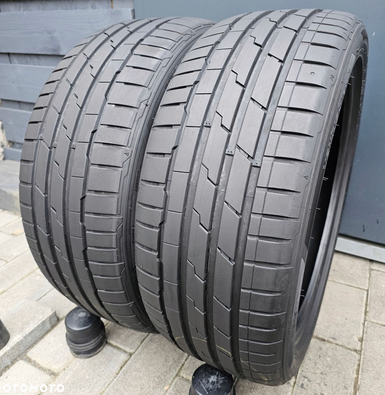 Hankook Ventus S1 evo3 205/45R17 88 W - 1