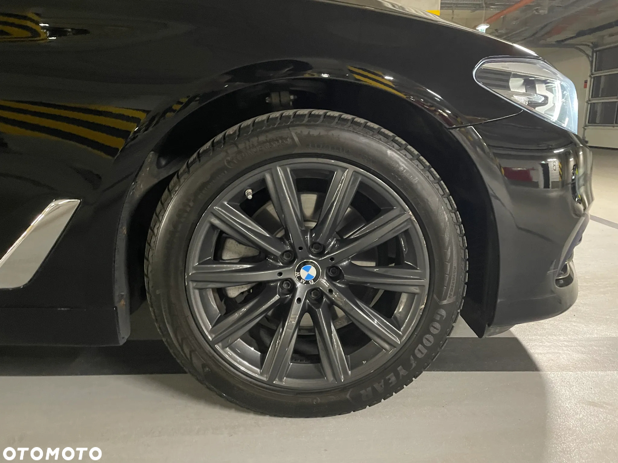 BMW Seria 5 518d Sport Line - 5