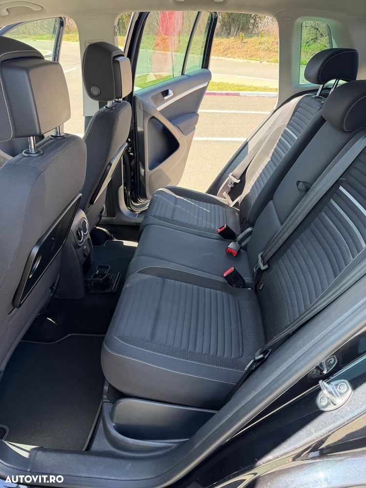 Volkswagen Tiguan 2.0 TDI DPF 4Motion BlueMotion Technology DSG Cup Sport & Style - 18