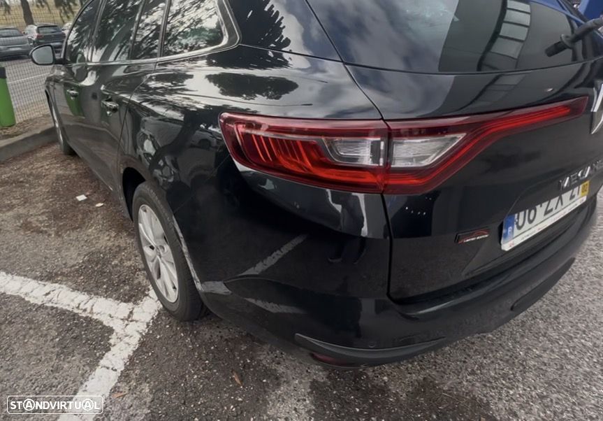 Renault Mégane Sport Tourer 1.5 Blue dCi Limited - 4