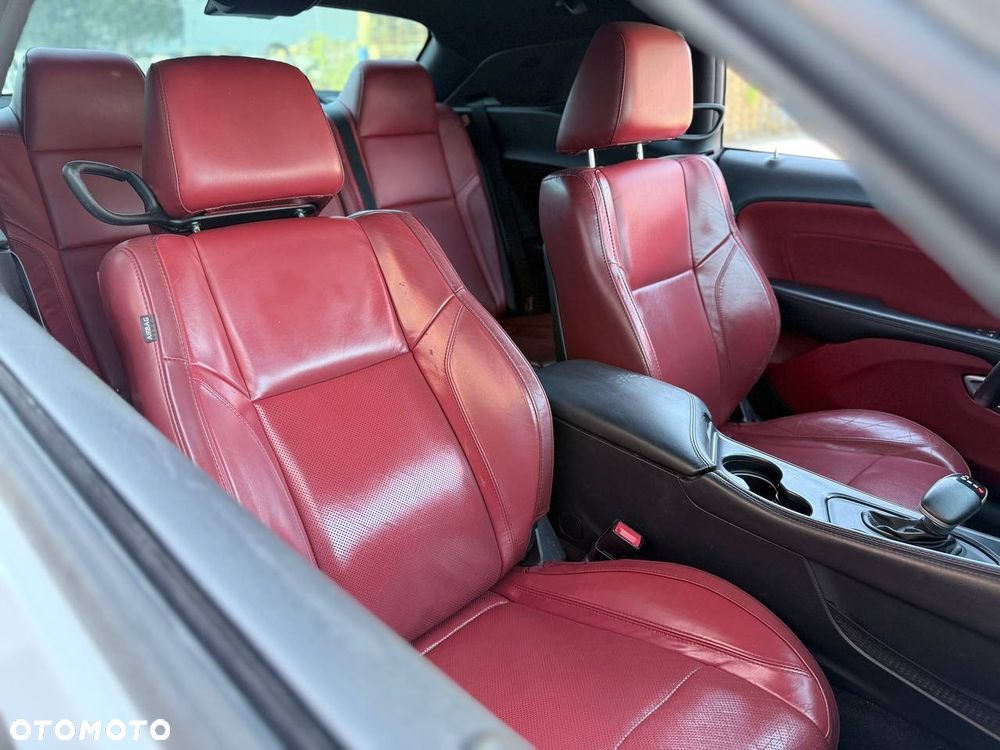 Dodge Challenger Automatik SXT Plus - 2