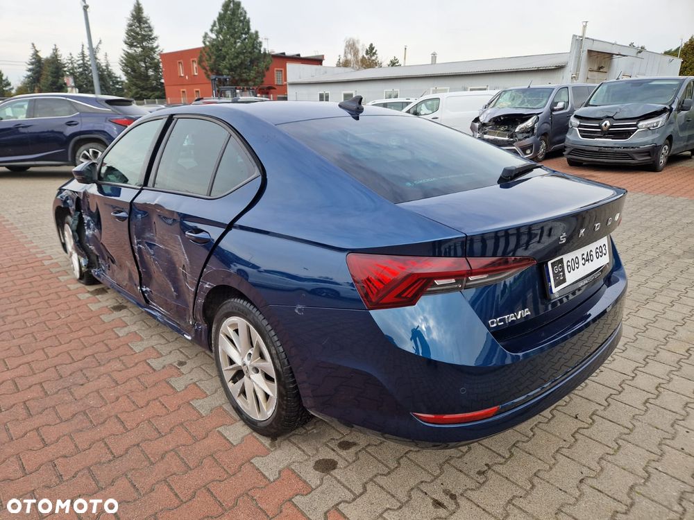 Skoda Octavia 1.5 TSI GPF ACT Ambition - 8