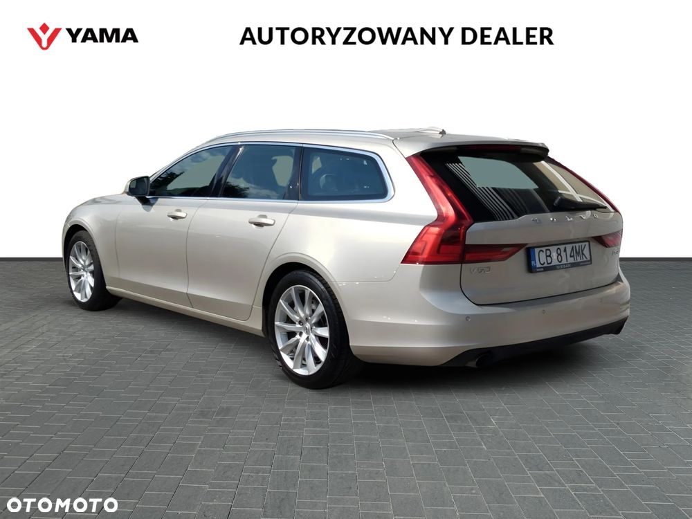 Volvo V90 D5 AWD Momentum - 3