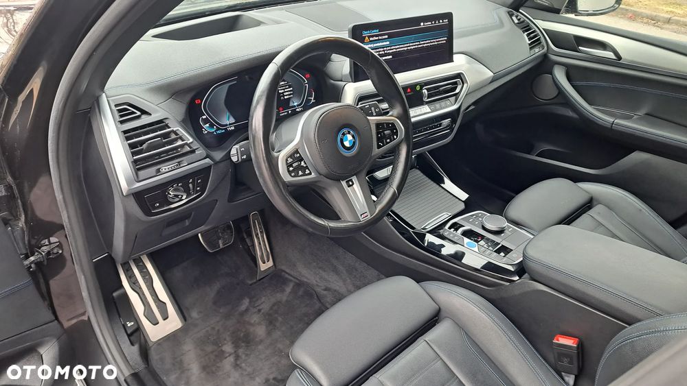 BMW iX3 ver-impressive - 1