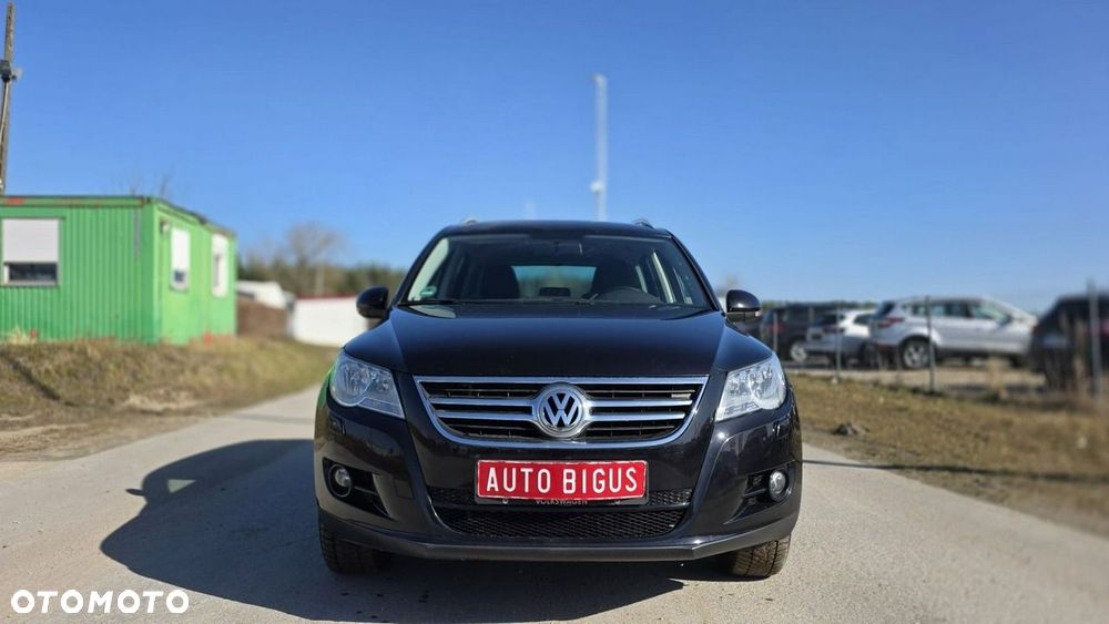 Volkswagen Tiguan - 2