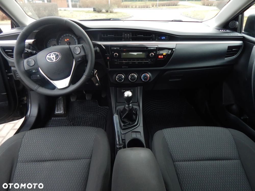 Toyota Corolla 1.6 Luna - 16