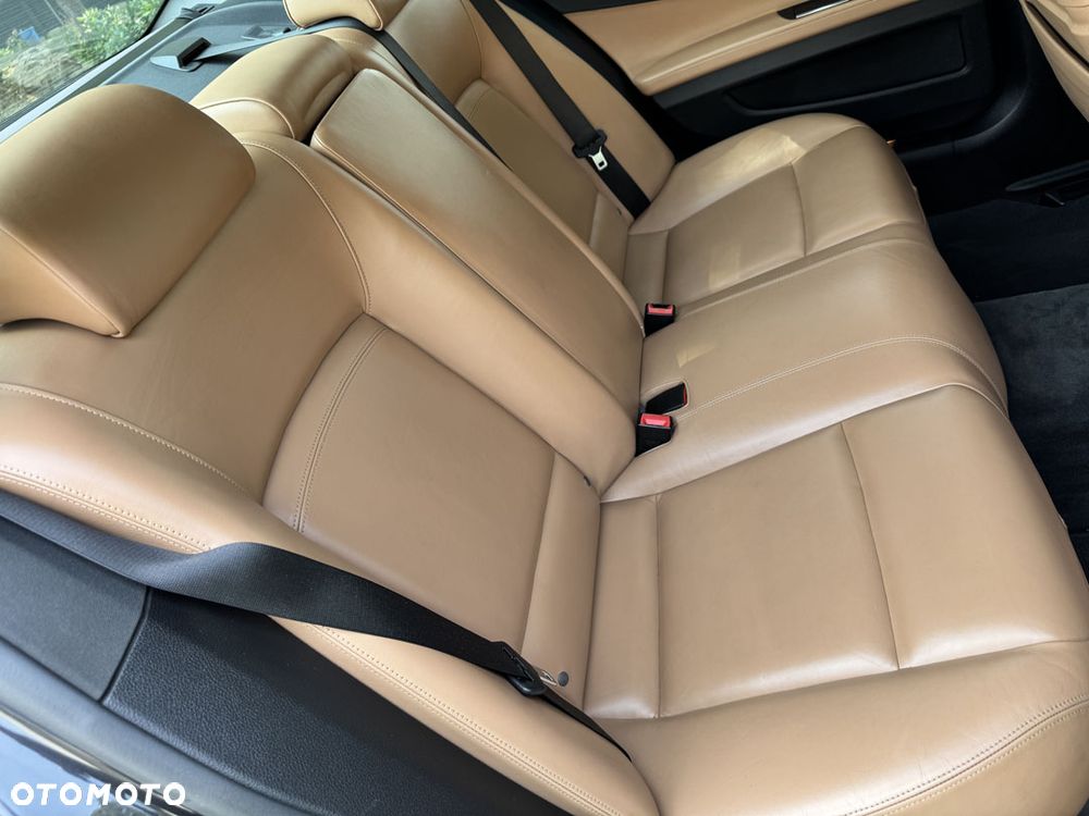 BMW Seria 7 740d xDrive Edition Exclusive - 36