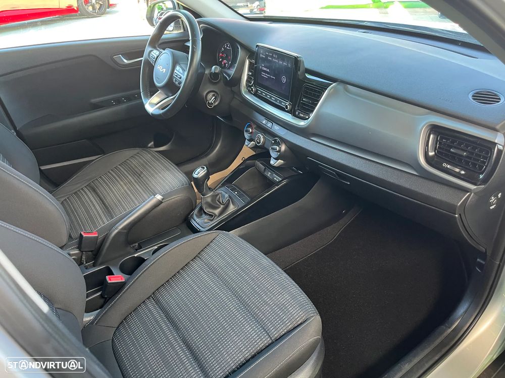 Kia Stonic 1.0 T-GDi Urban - 17
