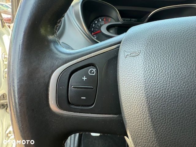 Renault Captur - 15