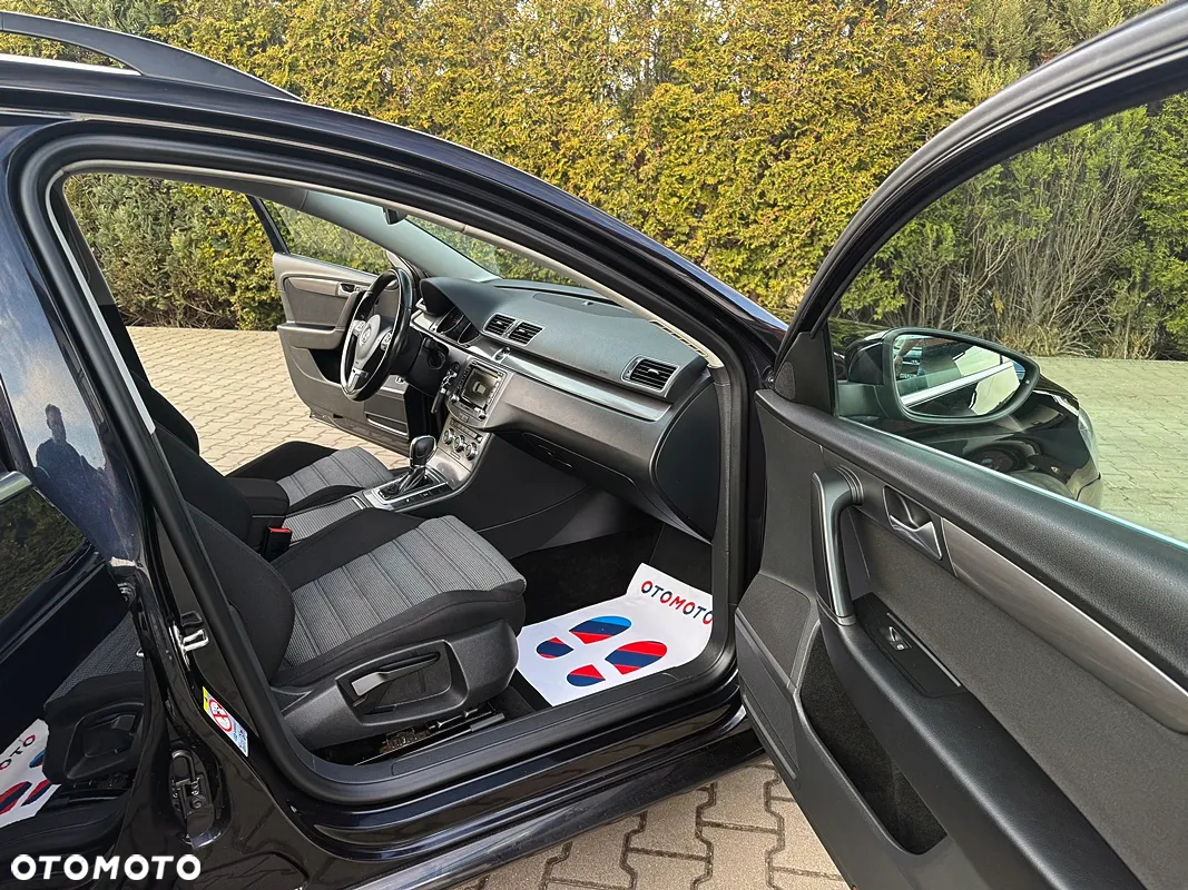 Volkswagen Passat 2.0 TDI Highline DSG - 17