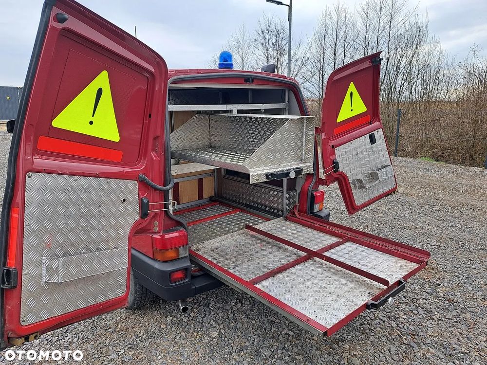 Volkswagen Transporter - 8