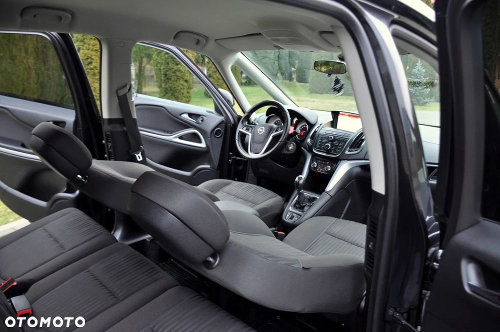 Opel Zafira Tourer 1.4 Turbo Edition - 24