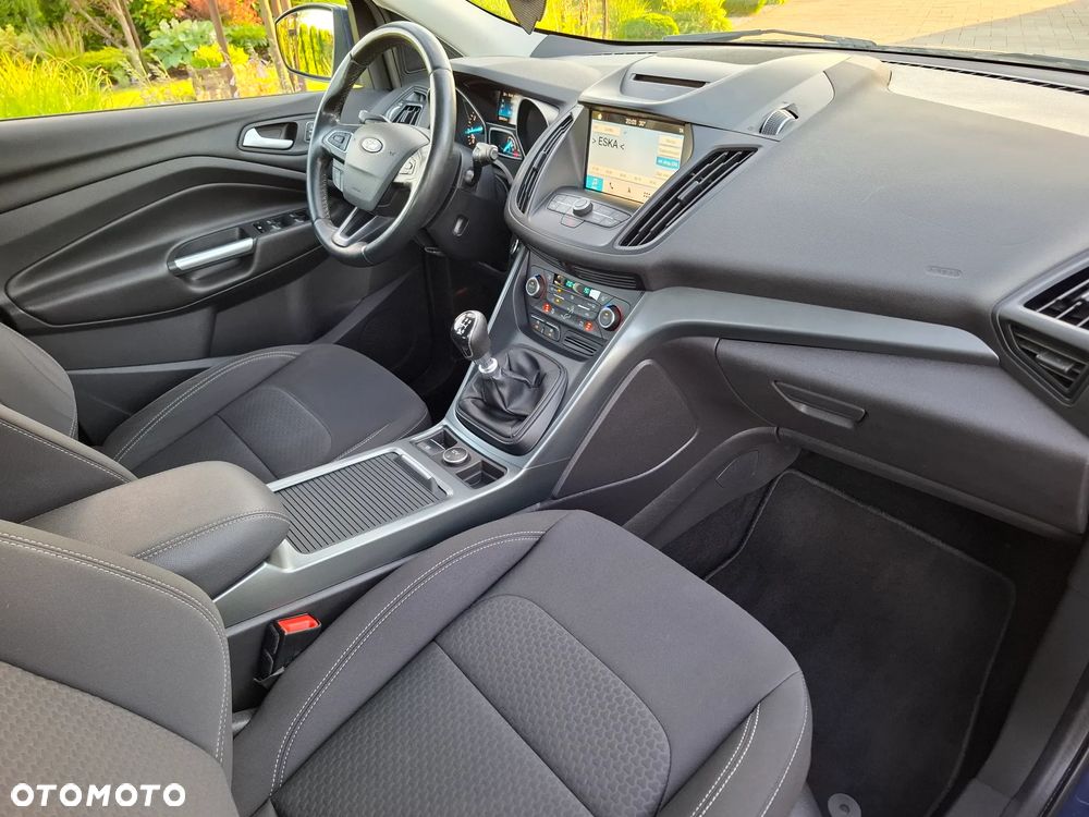 Ford Kuga 1.5 EcoBoost 2x4 Cool & Connect - 38